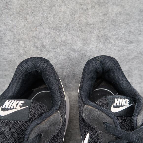 Nike Shoes Womens 9 Tanjun Sneakers Casual Athletic Running Trainer Active Black - Picture 3 of 12